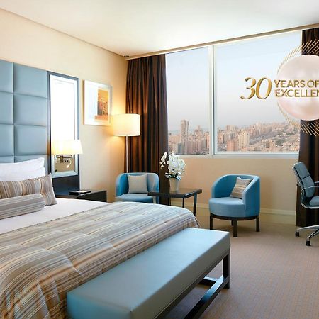 Millennium Hotel y Centro de Convenciones Kuwait Kuwait City Exterior foto